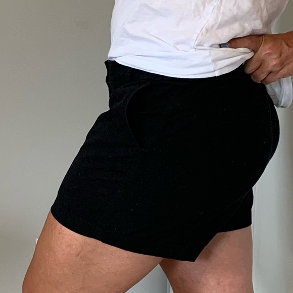 😎 J Crew - Black Shorts 4.5 in inseam Size 12 - Picture 5 of 9